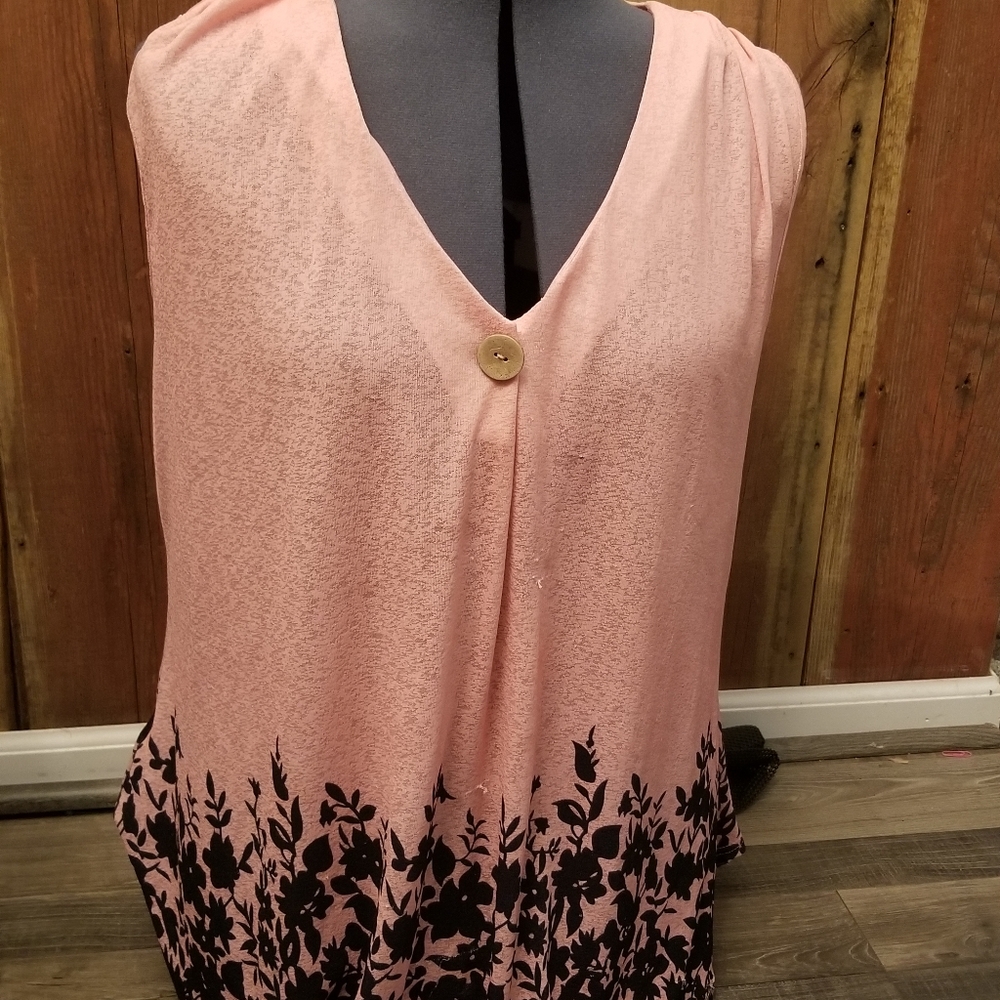 Nextmia Pink and Black Floral TankTop Plus Size
